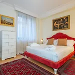 Trevi Terrace Penthouse Appartement *