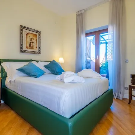 Trevi Terrace Penthouse 아파트 로마