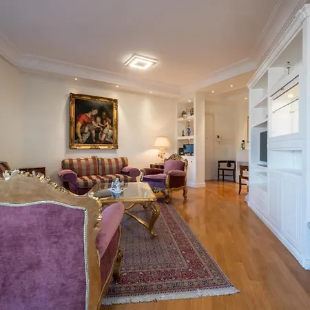 Trevi Terrace Penthouse 아파트 로마